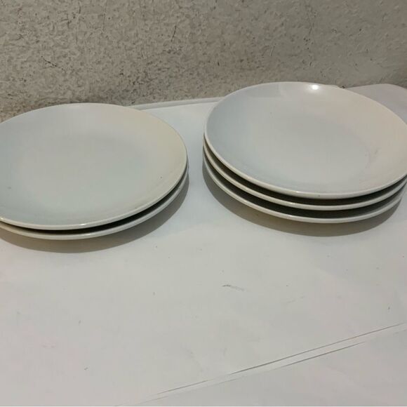 Set of 5 Crate & Barrel 6.5" Bread & Butter Plates Porcelain B7 - Picture 6 of 6